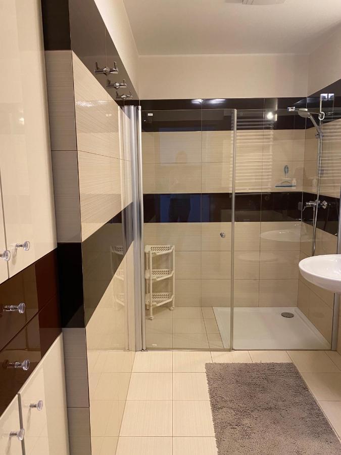 Apartment Olimpic Park 150m Od Plazy Garaz